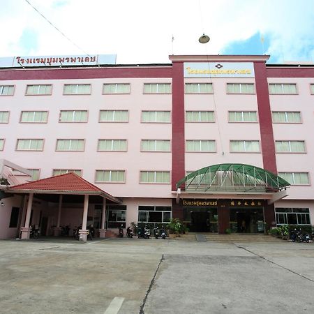 Chumphon Palace Hotel Buitenkant foto